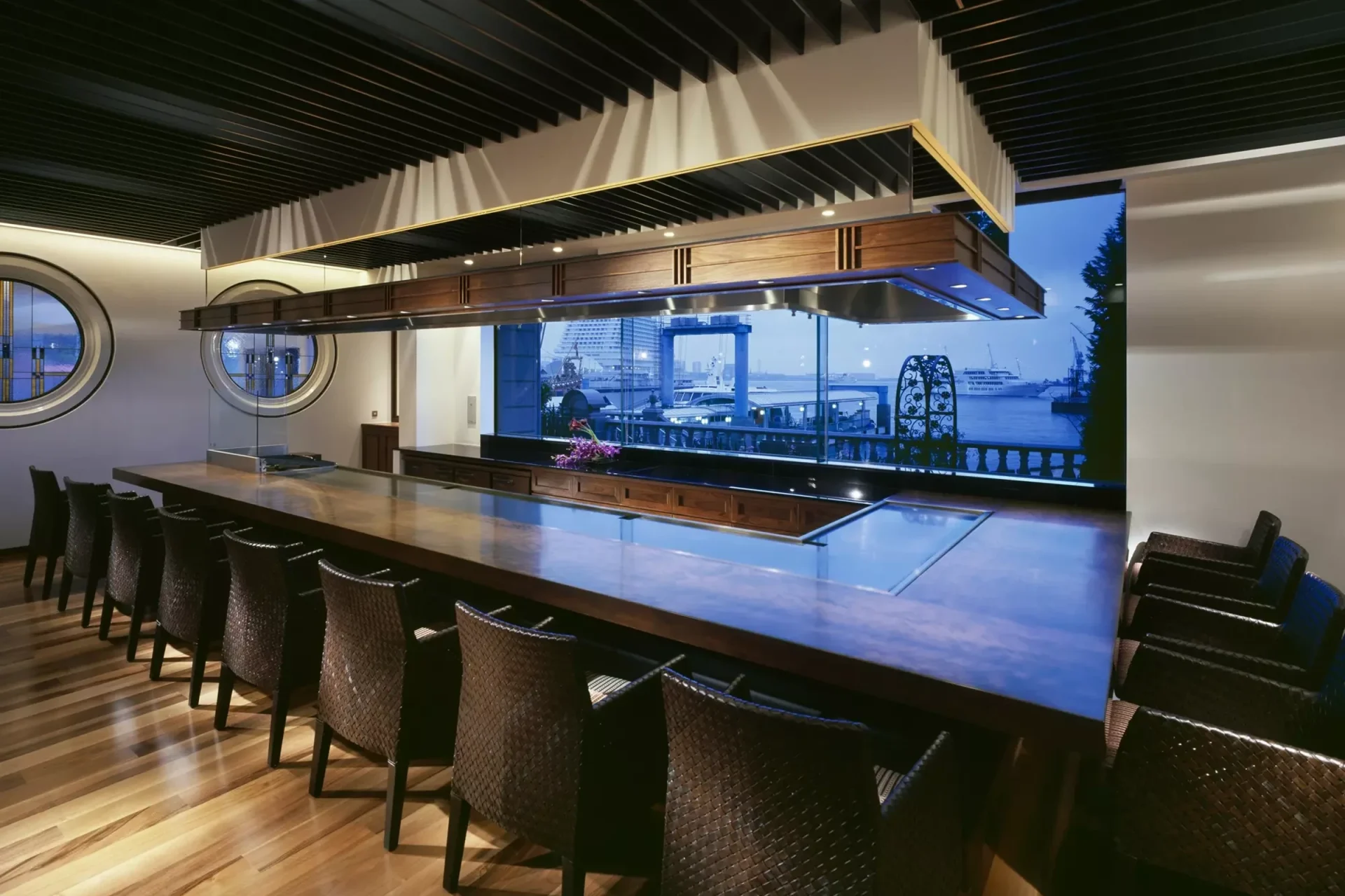 【神戸】日本料理のエッセンスを鉄板焼に